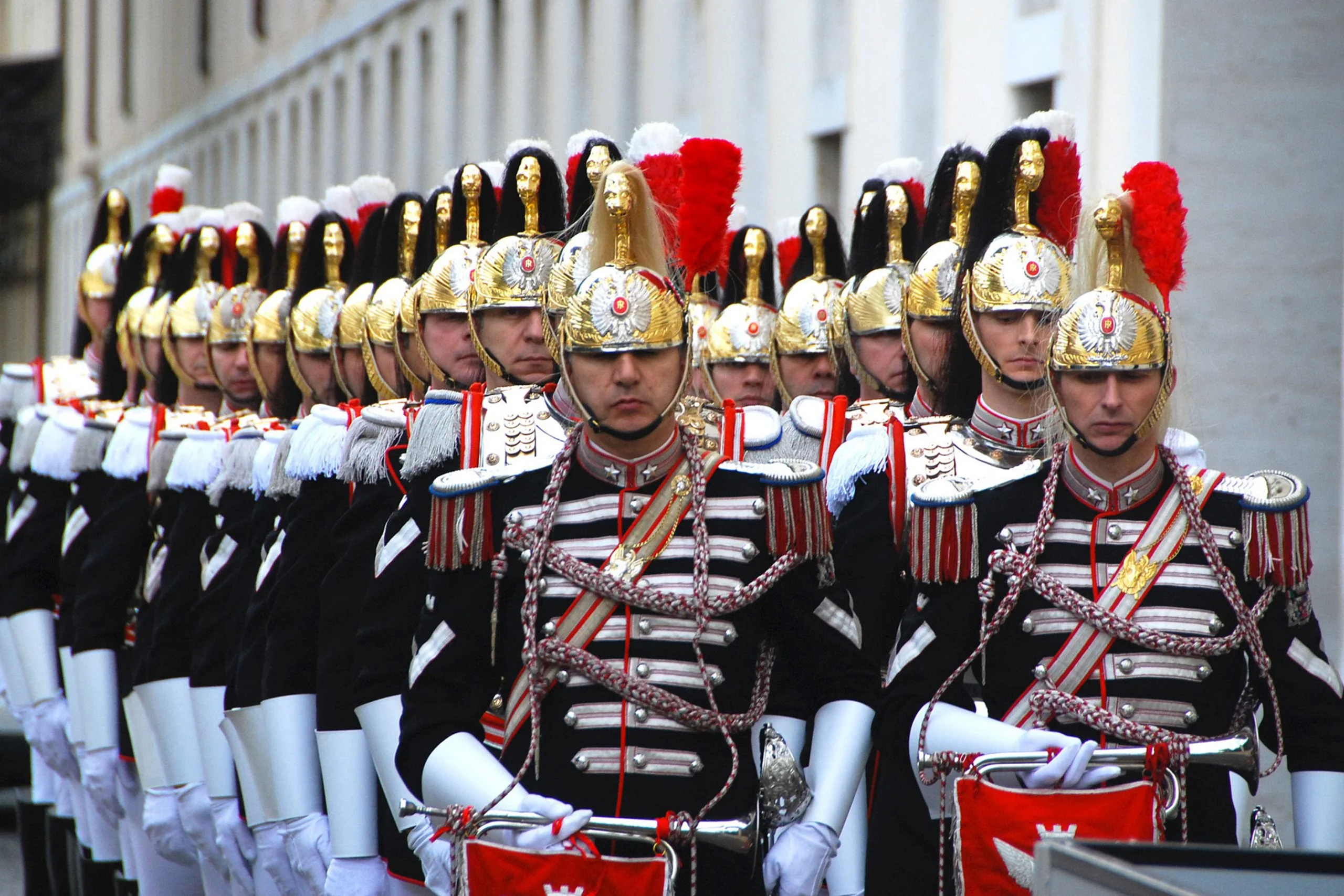 carabinieri-the-historic-military-police-guarding-italy